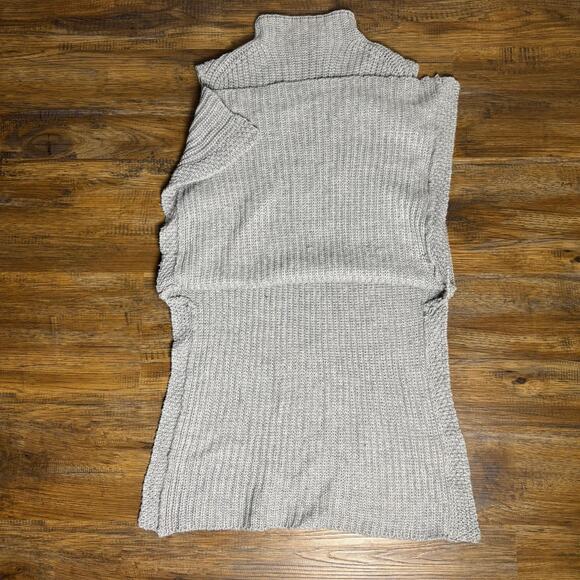 Poof Apparel gray sleeveless sweater mock neck MEDIUM - Picture 6 of 8